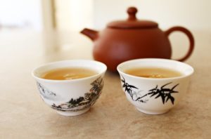 Сколько Можно Хранить Заваренный Чай В Чайнике - описание